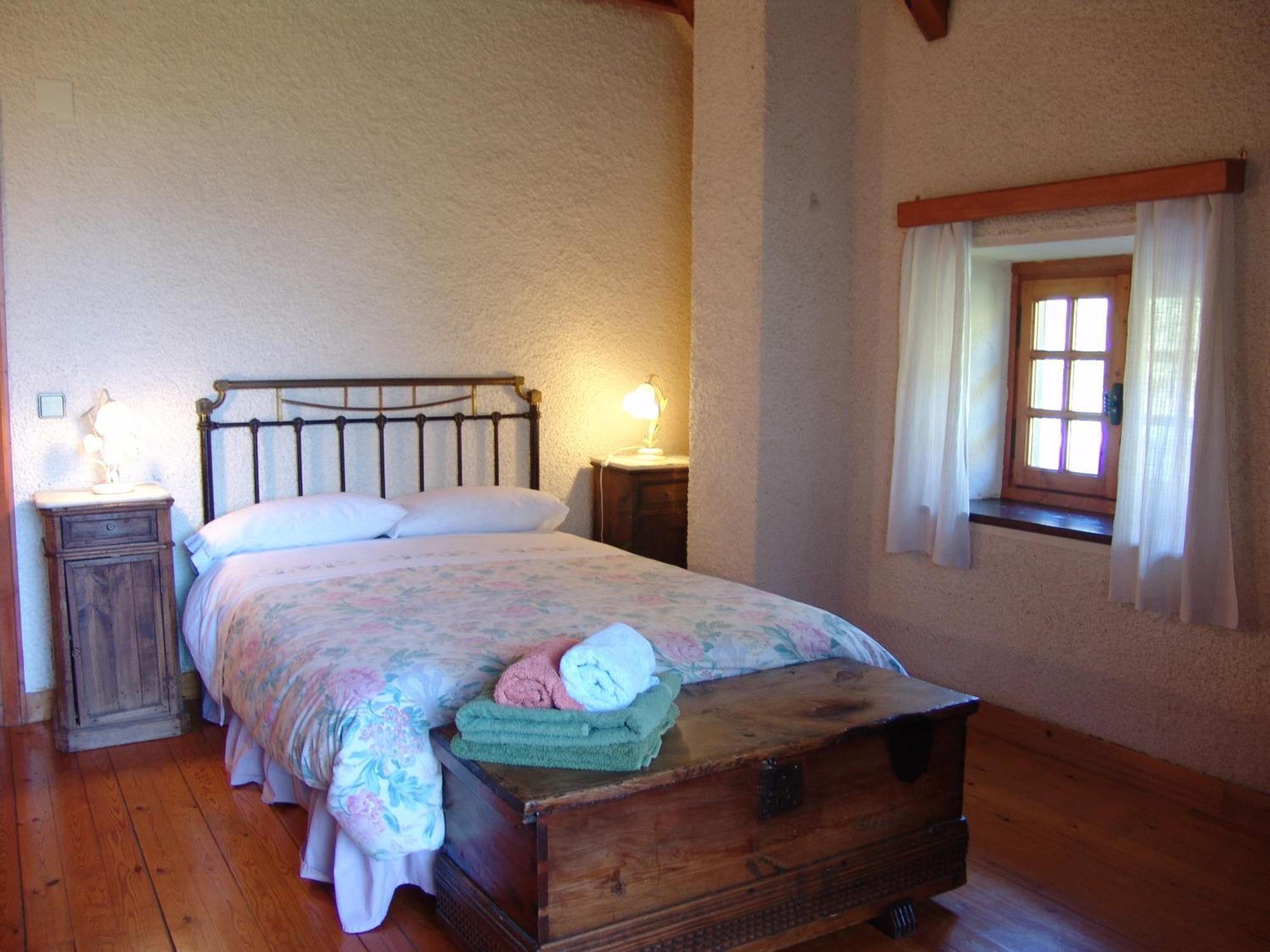Casas De Zapatierno Pensionat Espierba Værelse billede